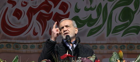 پزشکیان: ایران سرخم نخواهد کرد/ فریب رسانه‌ای غارتگران ملت را نخورید/ معیشت مردم مهم‌ترین دغدغه دولت است