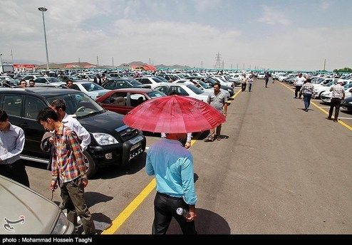 قیمت خودرو ۹۸/۰۲/۱۷/کاهش ۵ تا ۱۵ میلیون تومانی قیمت‌ها
