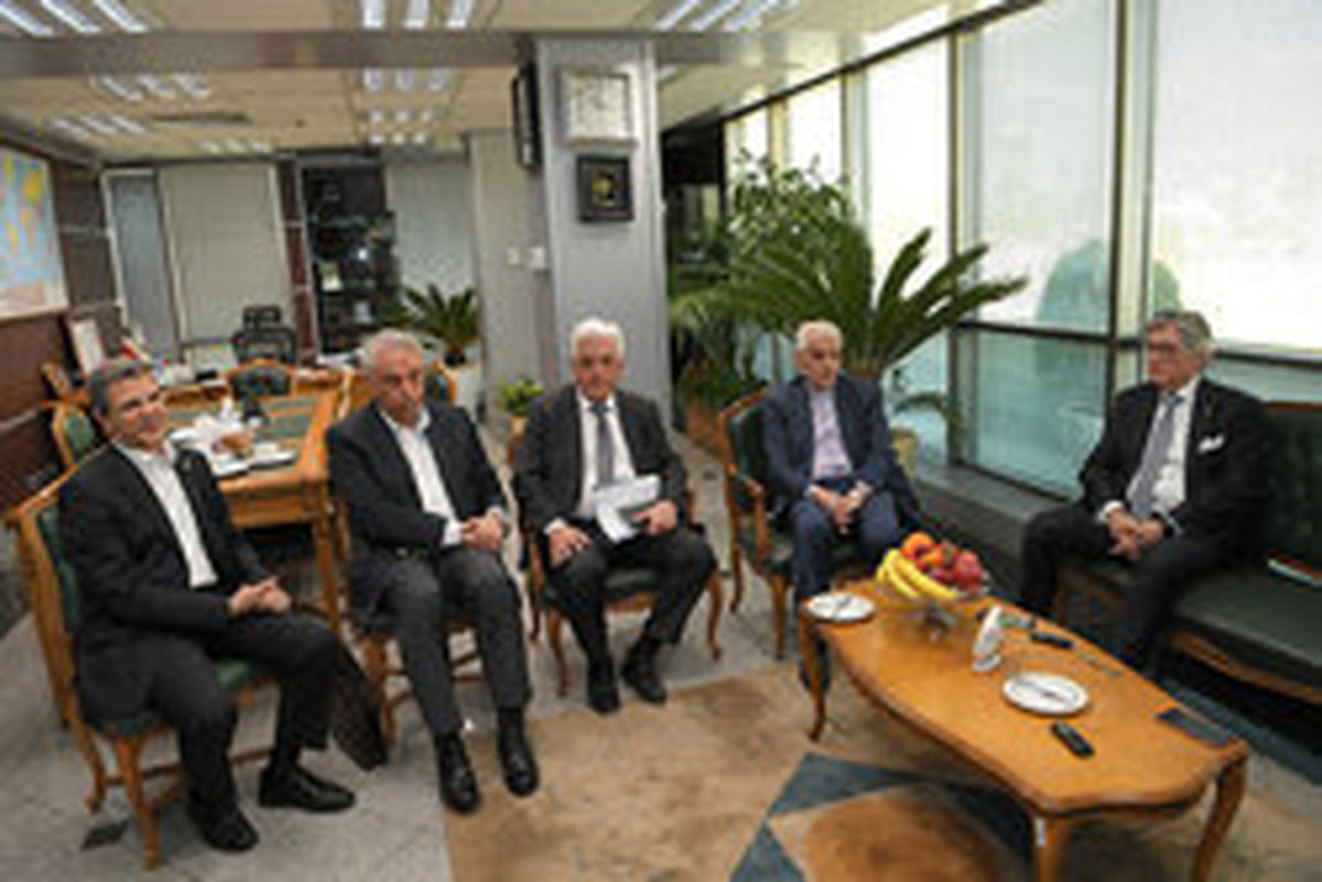 نظر بانکیها درباره پیوستن به FATF