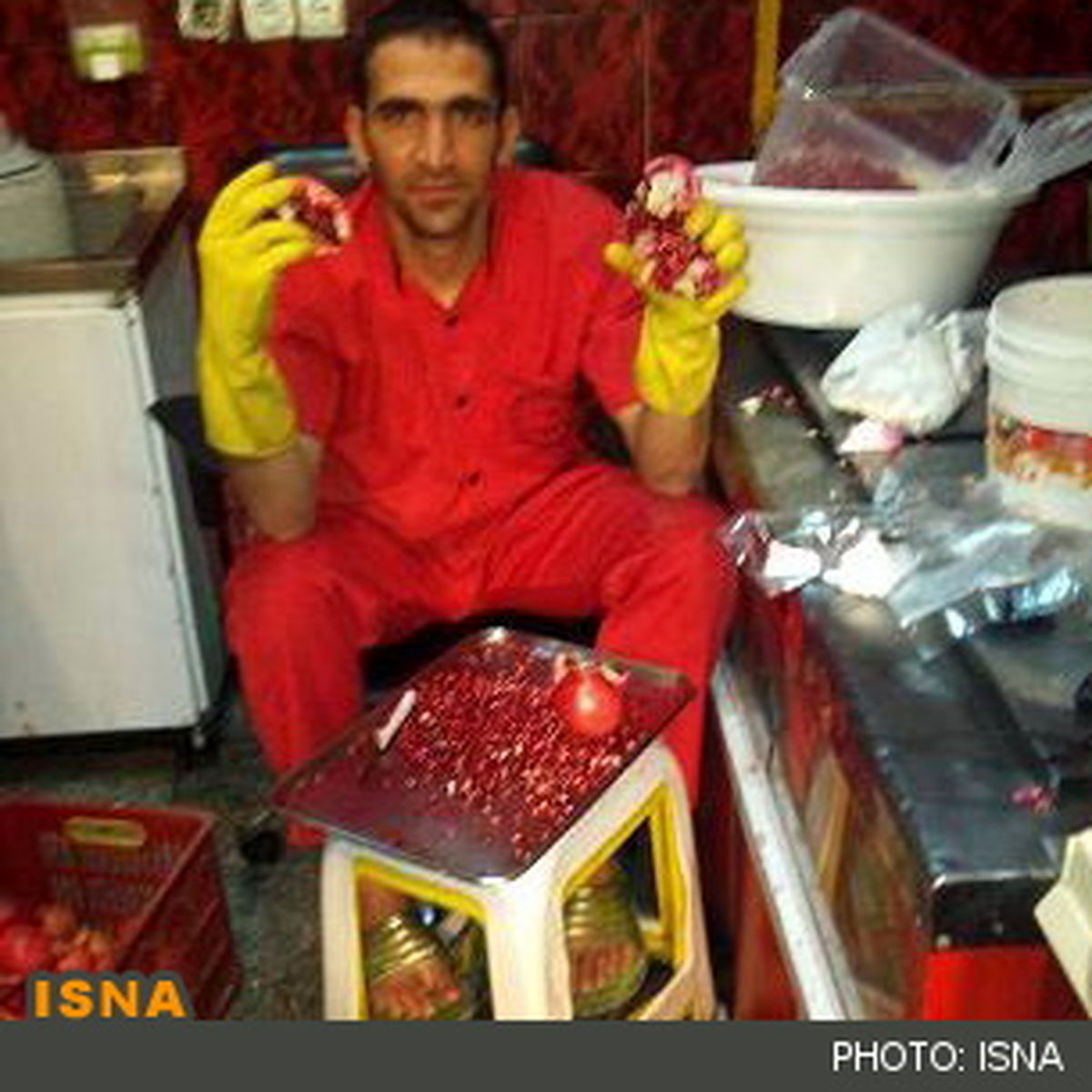 رزمیکار اول جهان در آبانار فروشی!/عکس