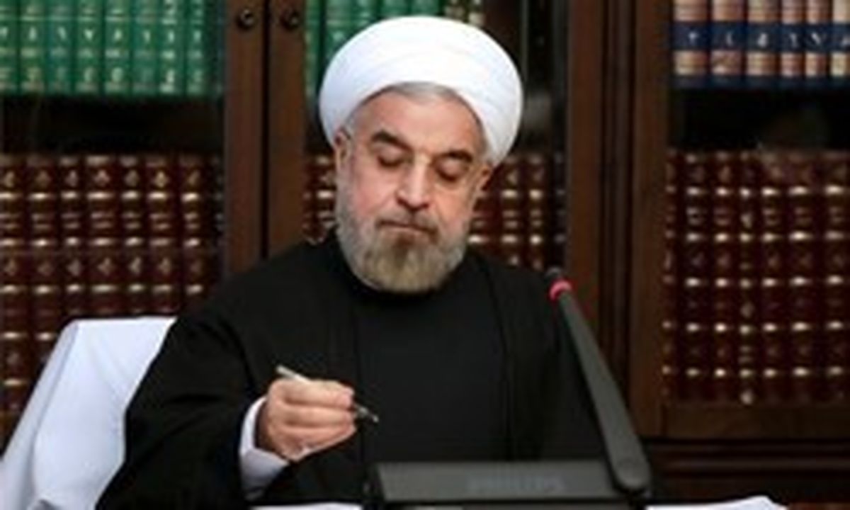درخواست از روحانی برای عزل فوری تیم اقتصادی دولت