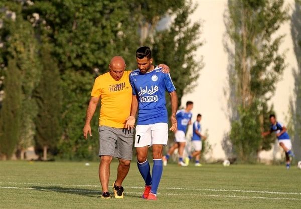 جباری دریبل زد و تشویق شد +تصاویر