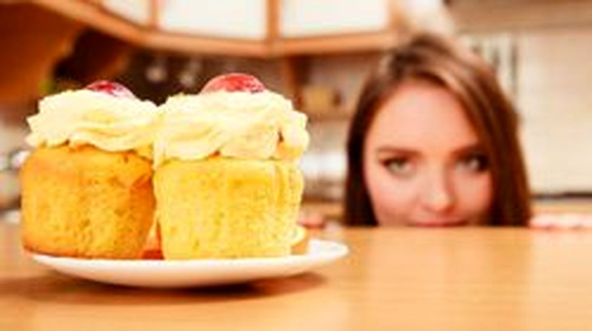 چرا وقتی استرس داریم، شیرینی میخوریم؟
