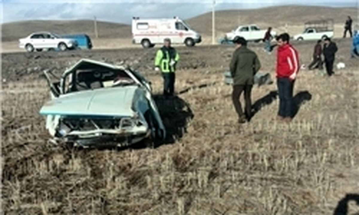 واژگونی وانت نیسان حامل کارگران زن در قائمشهر!