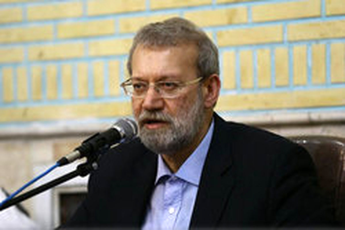 لاریجانی: بازاریان آگاهانه و با تدبیر عمل کردند