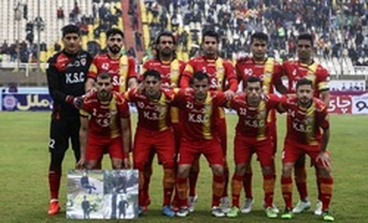درخواست پورموسوی و احتمال تغییر موضع باشگاه فولاد در قبال جذب بازیکن خارجی