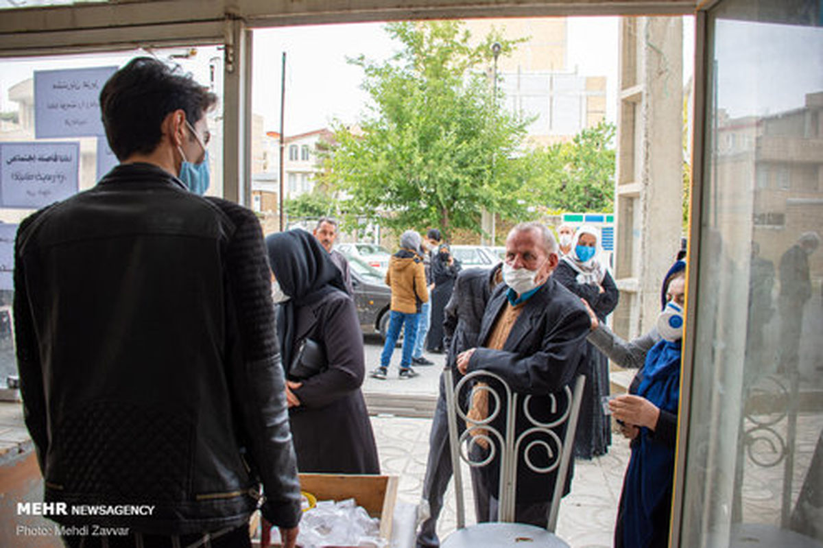 تصاویر: شلوغی نانوایی های ارومیه