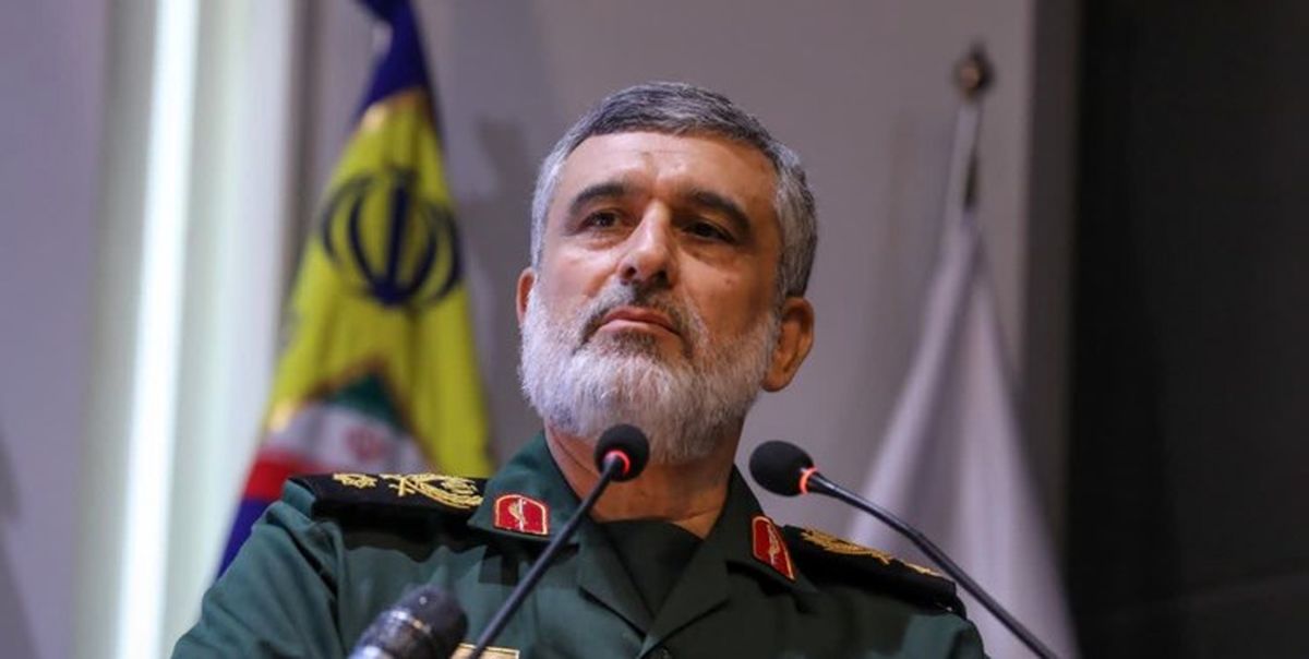 سردار حاجیزاده: دشمن یک جنگ ترکیبی را علیه ملت ایران دنبال میکند