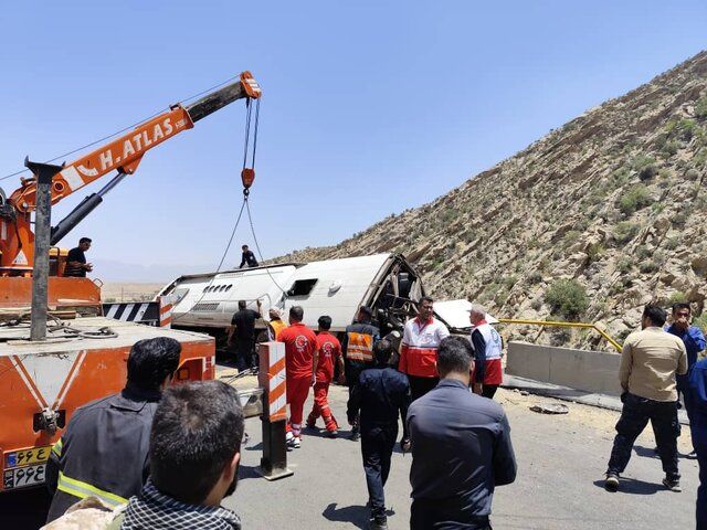 گزارش سخنگوی دولت از عملکرد اورژانس در حادثه واژگونی اتوبوس