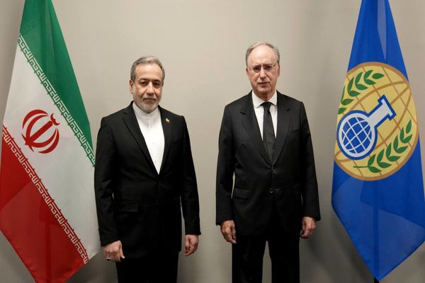 تصاویر: دیدار عراقچی با مدیر کل سازمان منع سلاح‌های شیمیایی