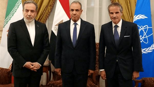 تماس تلفنی وزیر خارجه مصر با عراقچی و گروسی