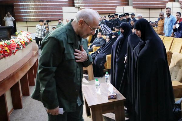 تصاویر: سخنرانی قالیباف در یادواره شهدای نیروی هوافضا  