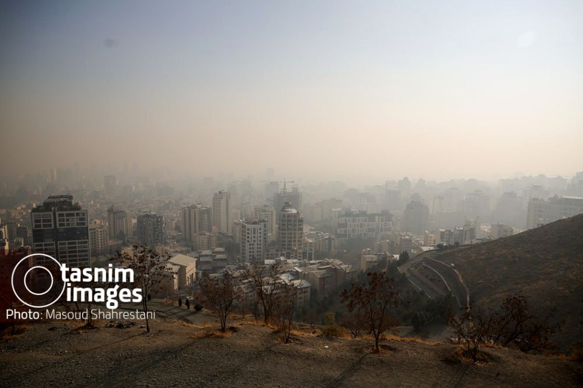 تصاویر: تهران زیر چتر دود