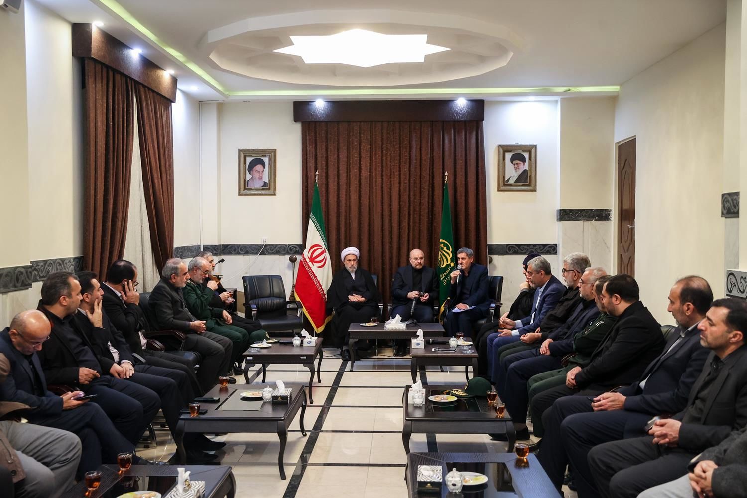 جلسه شورای تأمین استان فارس با حضور قالیباف