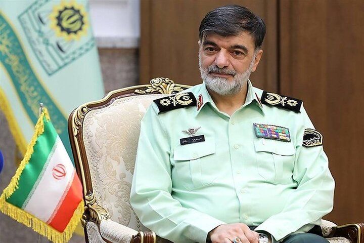 سردار رادان: رزمندگان میهن پوزه دشمن را به خاک مالیدند