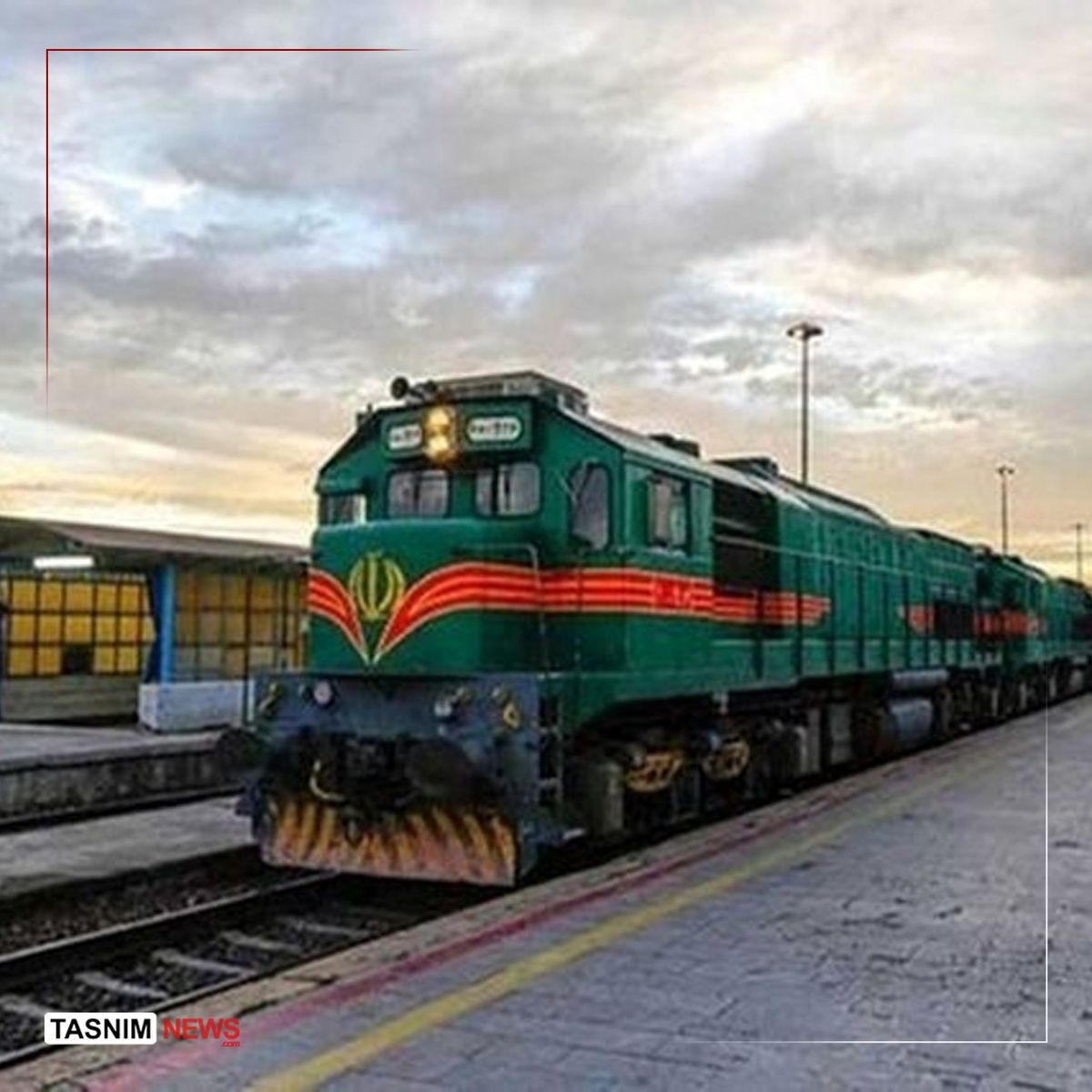 برخورد قطار با عابران کنار ریل در کاشان