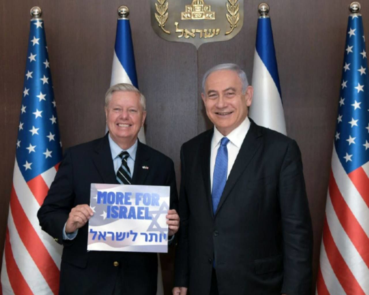 سناتور آمریکایی: از اسرائیل حمایت نکنیم، خدا قهر میکند!