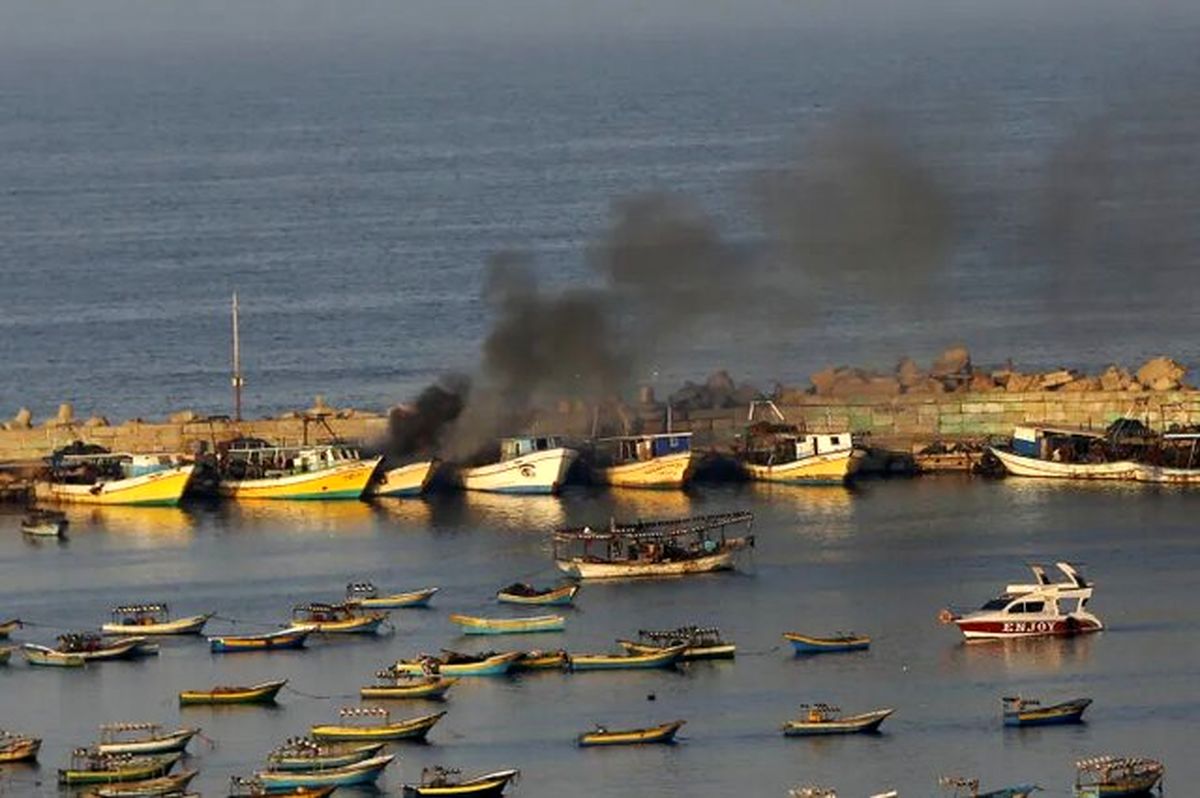 نیروی دریایی اسرائیل ماهیگیران فلسطینی را بازداشت کرد