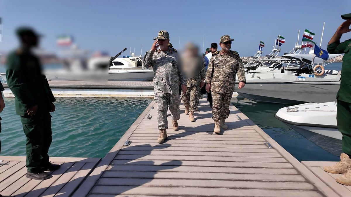 فرمانده سپاه با رصد ناوگان آمریکایی اقتدار دریایی کشور را به تصویر کشید +فیلم