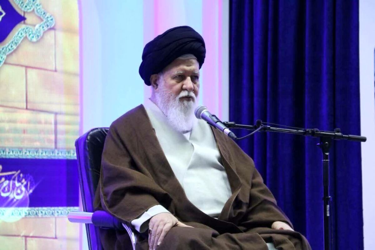 علمالهدی: گسست نسلی به انقلاب آسیب میزند