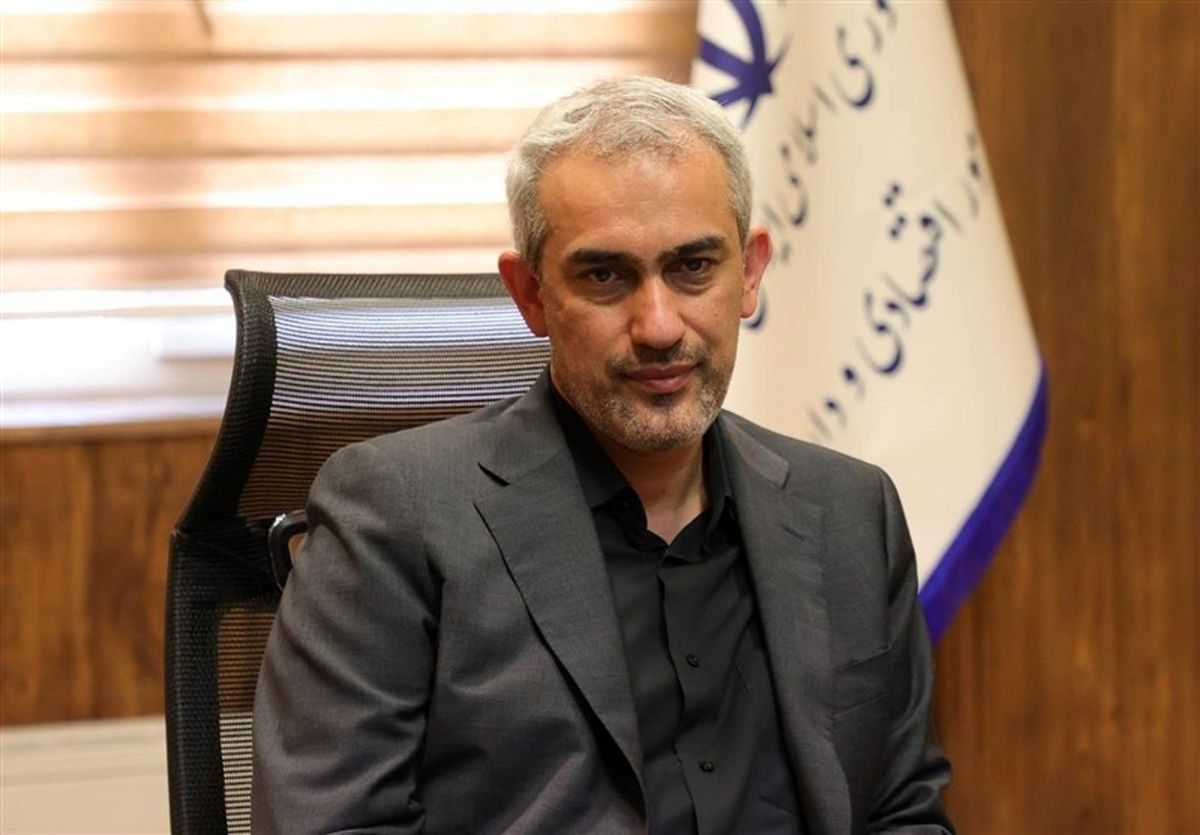 پاسخ‌های مدنی‌زاده به سوالات 12 نماینده