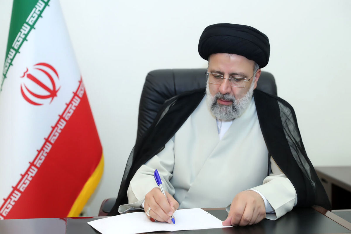 رییس جمهوری درگذشت پدر شهیدان کرمیار را تسلیت گفت
