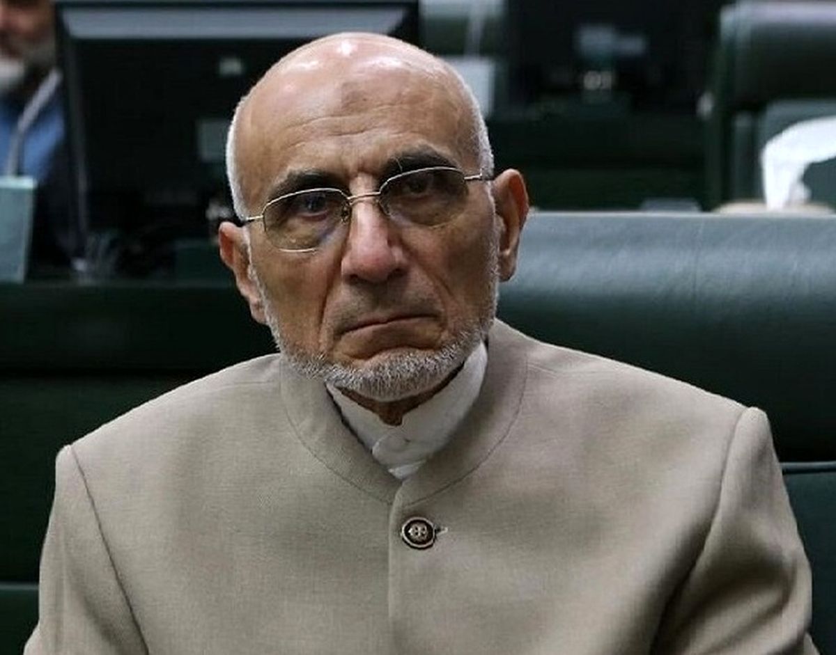 آقای میرسلیم در انتخابات ریاست مجلس و ریاست جمهوری شرکت کن