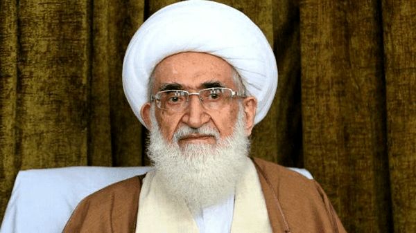 آیت الله نوری همدانی: تعرض به رهبر انقلاب حکم محارب را دارد