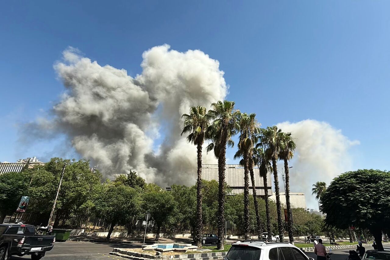 واکنش‌ها درباره حمله اسرائیل به سوریه | جولانی چه گفت؟