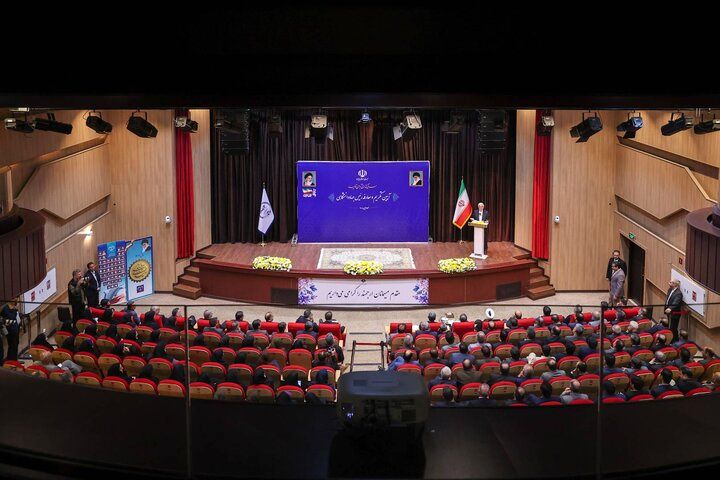 عارف: جهاد دانشگاهی نیاز به خانه‌تکانی دارد/ فرهنگ را نمی‌توان با چماق و دستور پیاده کرد