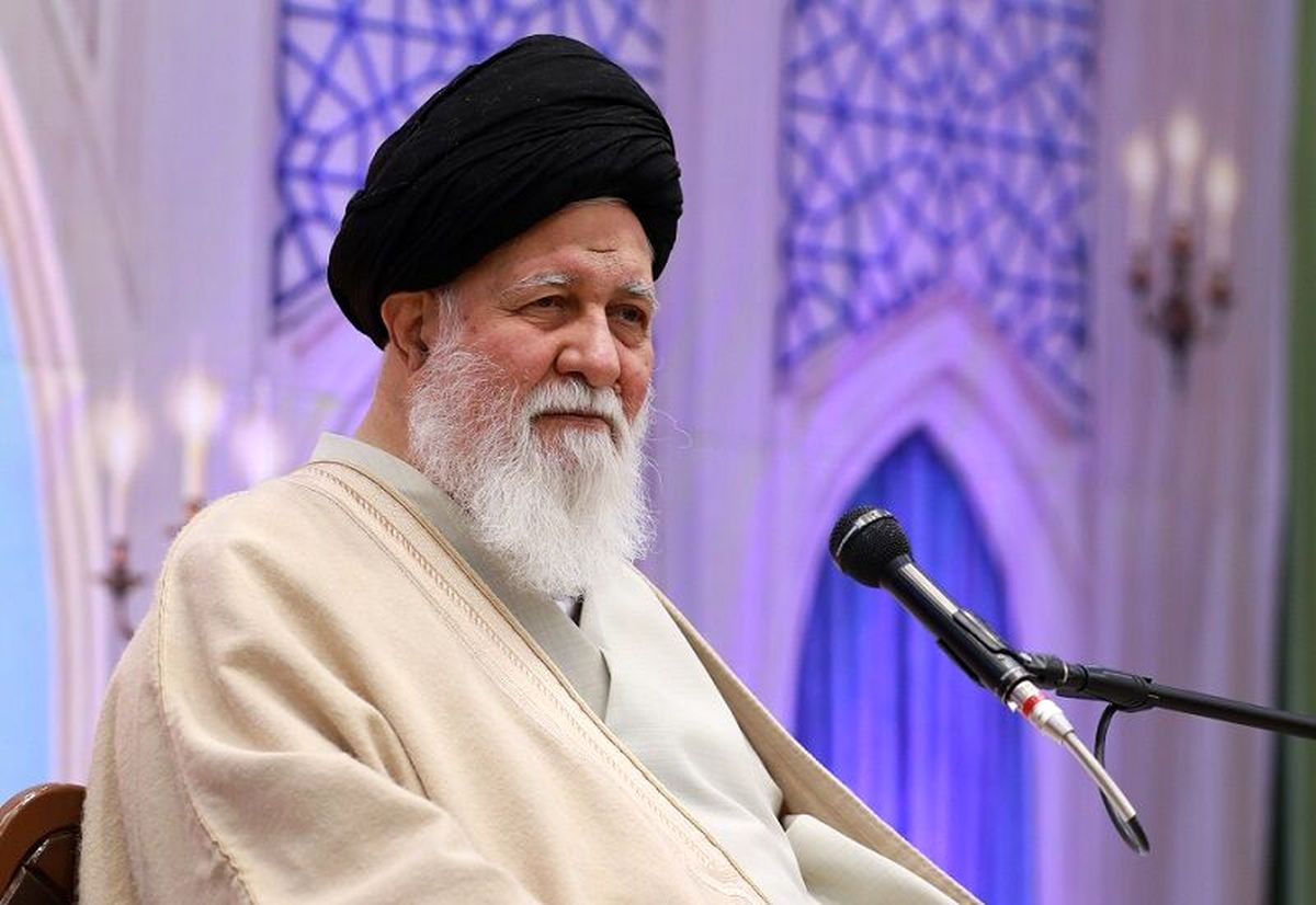 علم‌الهدی: بی‌بند و باری آفت بزرگ خانواده است