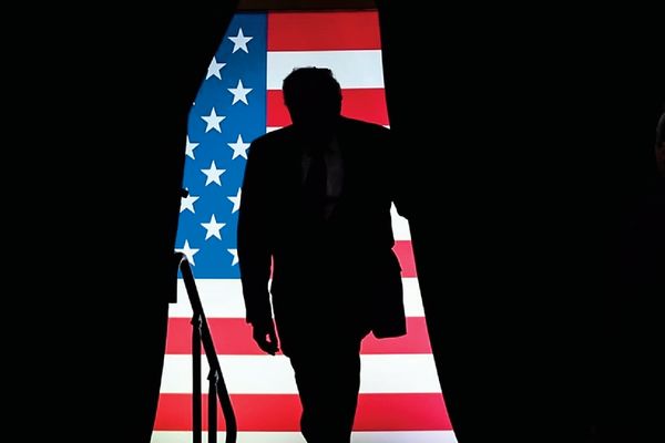 توهین و باج‌خواهی ترامپ از عراق