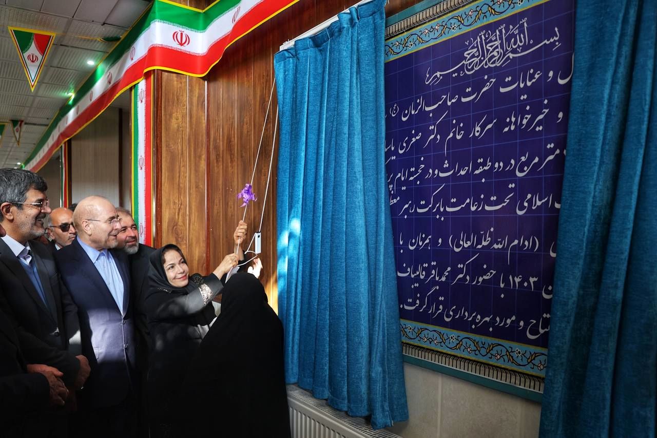 افتتاح دو مجموعه آموزشی در میبد و اردکان با حضور قالیباف 