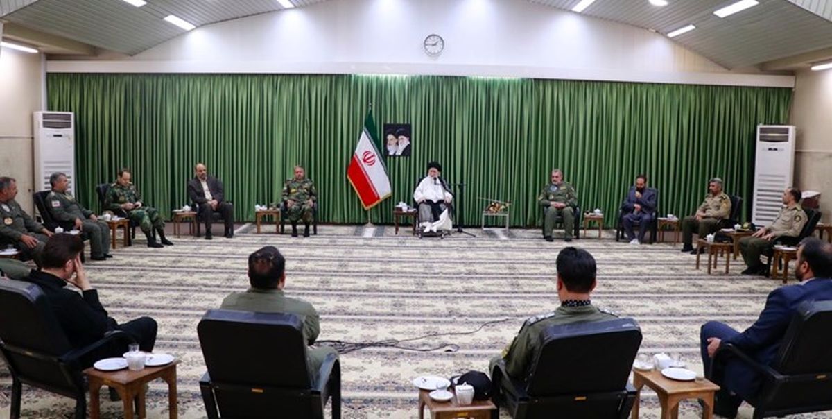 علم‌الهدی: ارتش همیشه مایه دلگرمی و قوت قلب دوستداران انقلاب است