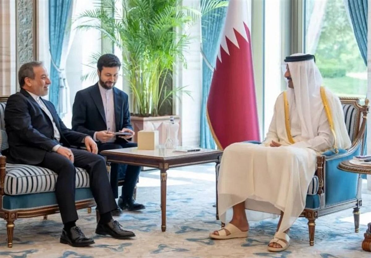 دیدار عراقچی با امیر قطر در دوحه