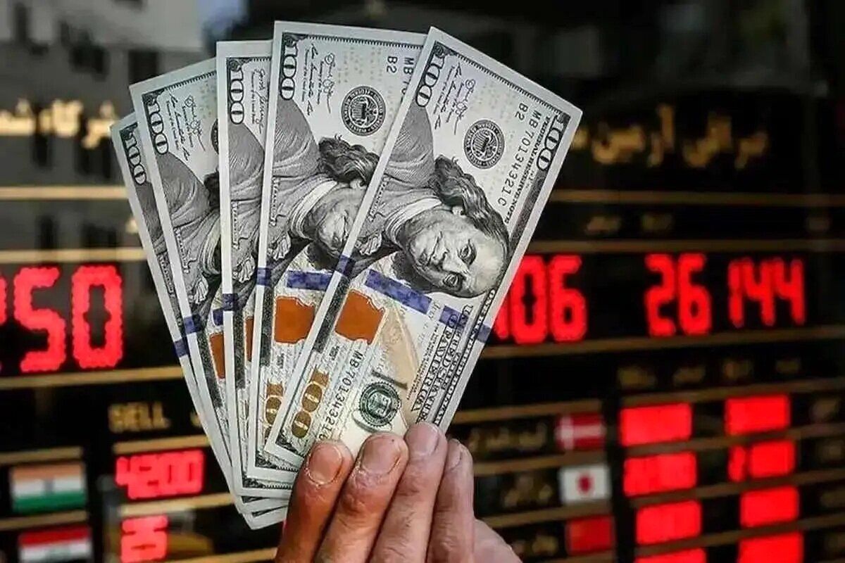 ریزش سنگین ۴۰۰۰ تومانی قیمت دلار امروز ۲۷ مهر | معاملهگران شوکه شدند!
