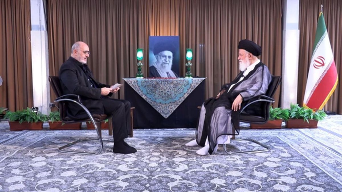 آیت‌الله علم‌الهدی: وصیت‌نامه رهبر شهید نزد پسران ایشان است