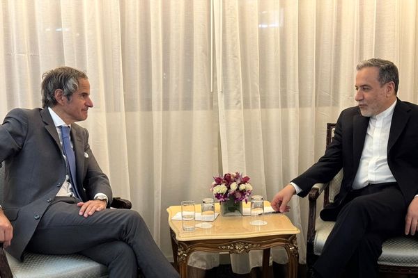 دیدار گروسی با عراقچی در ژنو