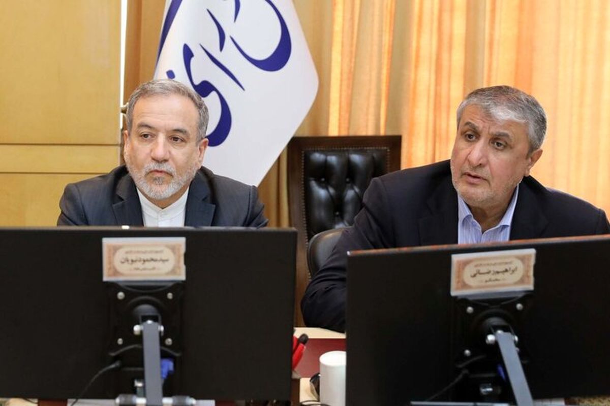 حضور عراقچی و اسلامی در مجلس