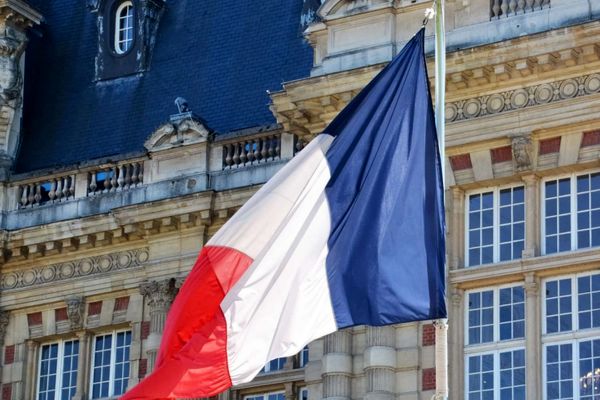 بیانیه وزارت خارجه فرانسه از دیدار بارو و عراقچی در پاریس 