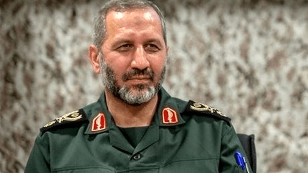 هدیه غافلگیرکننده سید مجید به فرزند شهید میرغفاری
