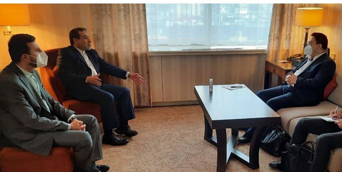 رایزنی خصوصی نماینده چین در مذاکرات وین با عراقچی +عکس