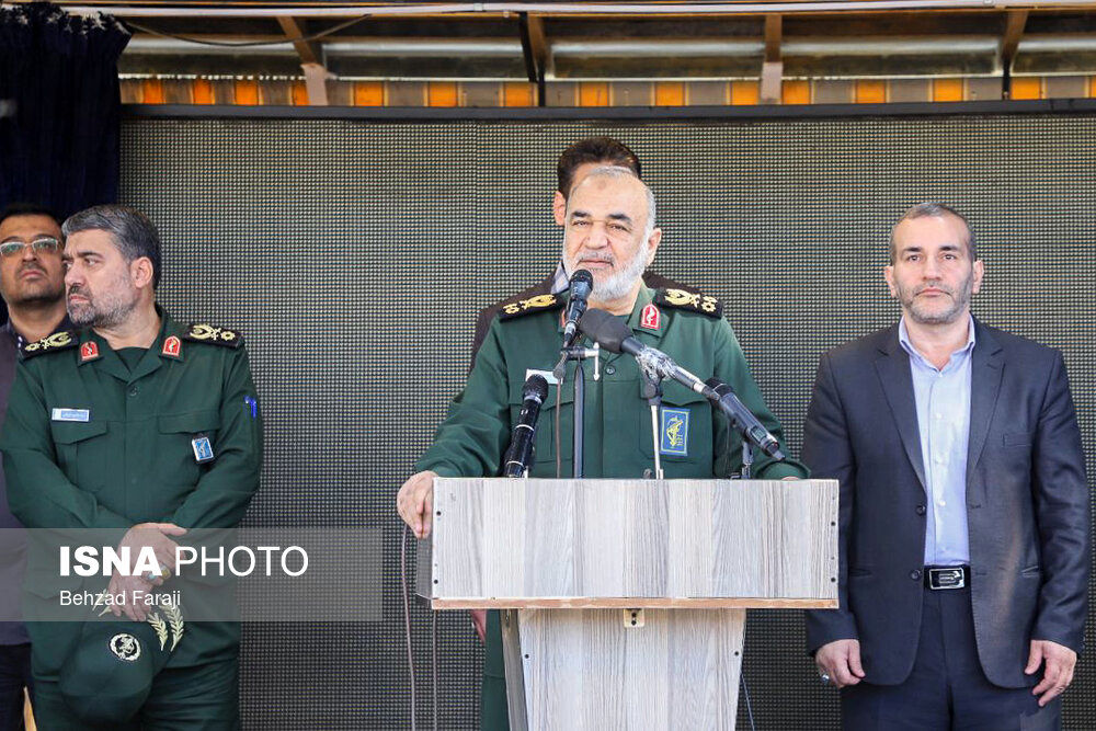 تصاویر: حضور سردار سلامی در مراسم سالگرد عملیات بازی دراز