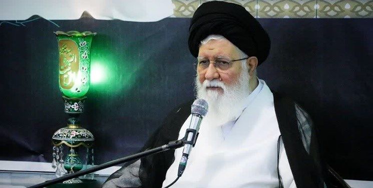 علم‌الهدی: باید در برابر تحریف امام(ره) هشیار باشیم