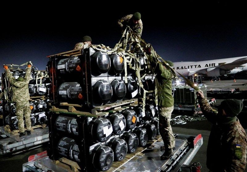 آمریکا ارسال تسلیحات به اوکراین را متوقف می کند؟