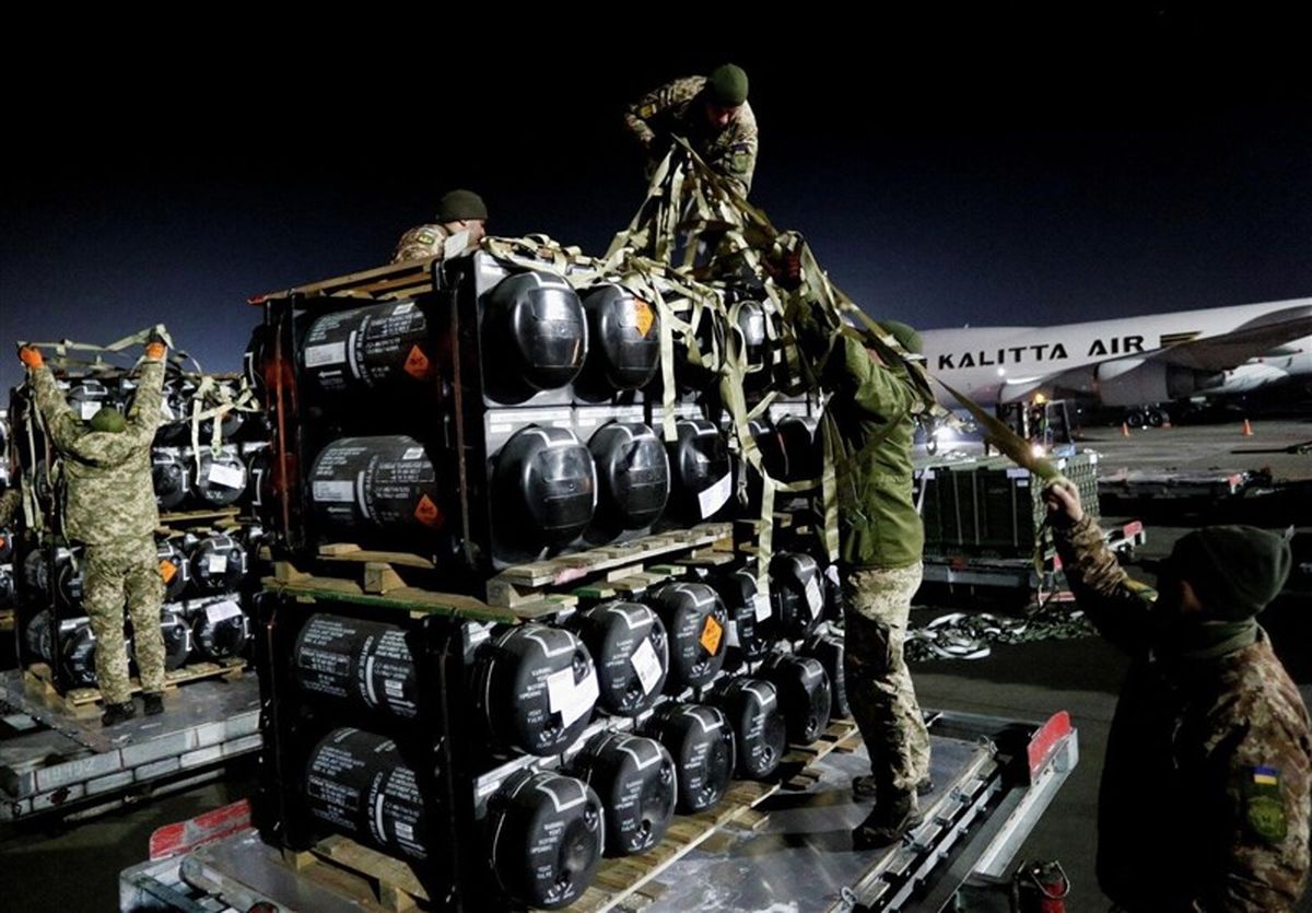 آمریکا ارسال تسلیحات به اوکراین را متوقف می کند؟