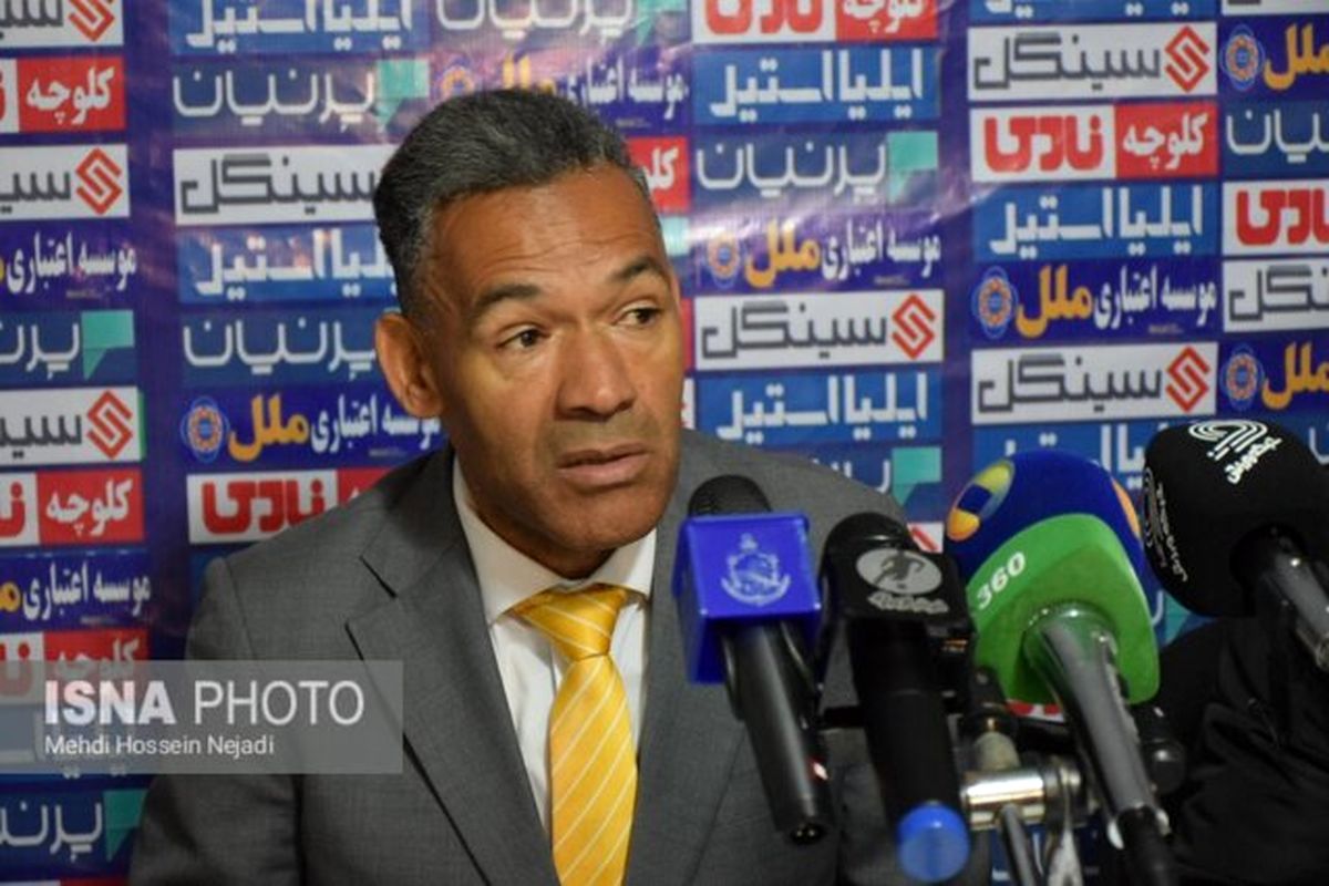 مورایس: تیم فولاد مهره‌های بسیار خوبی دارد