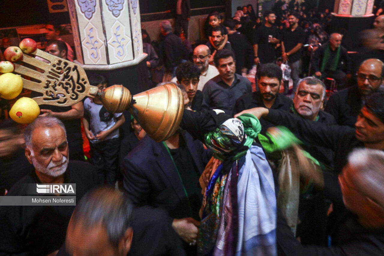 تصاویر: آیین‌ سنتی علم بندان