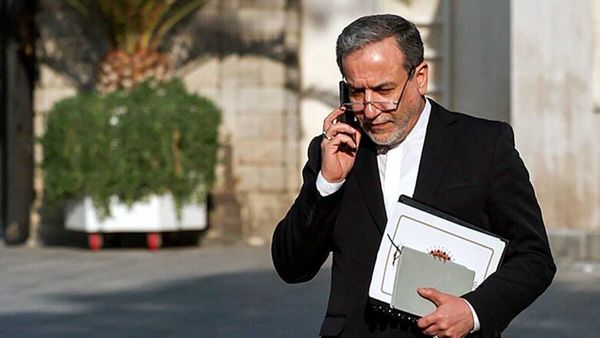 ادعای جدید وال‌استریت‌ژورنال درباره مذاکرات محرمانه عراقچی