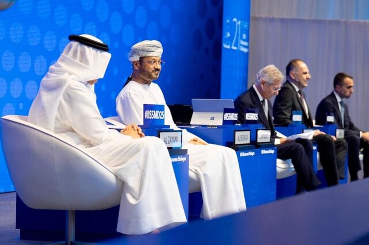 دفاع متفاوت وزیر خارجه عمان از ایران